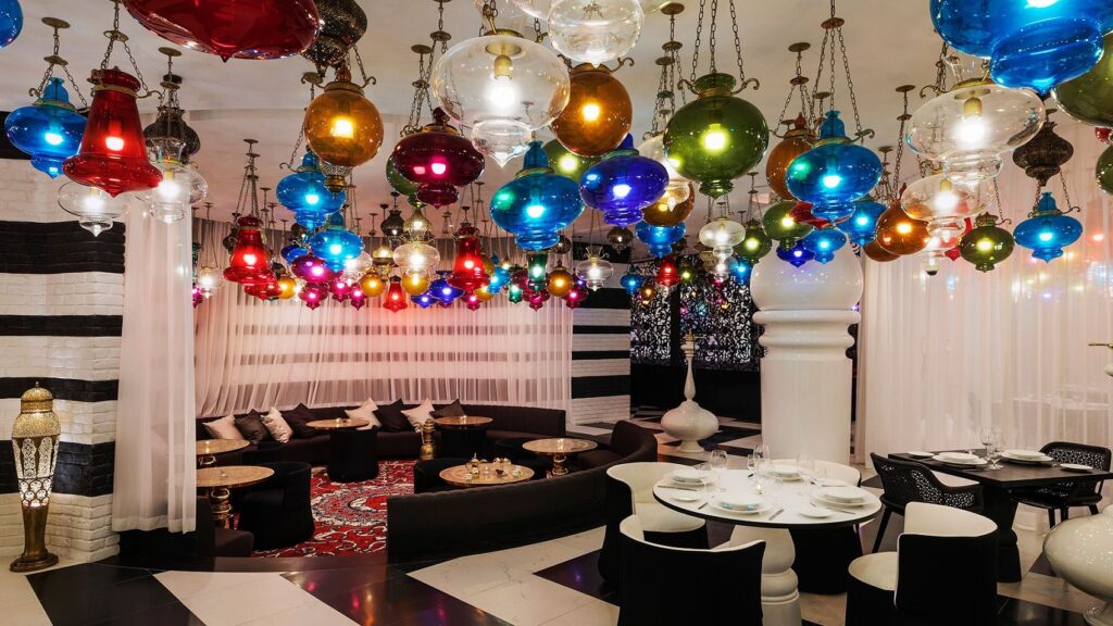 Самый красивый отель в мире - Mondrian Doha (Мондриал Доха) в Дохе, Катар